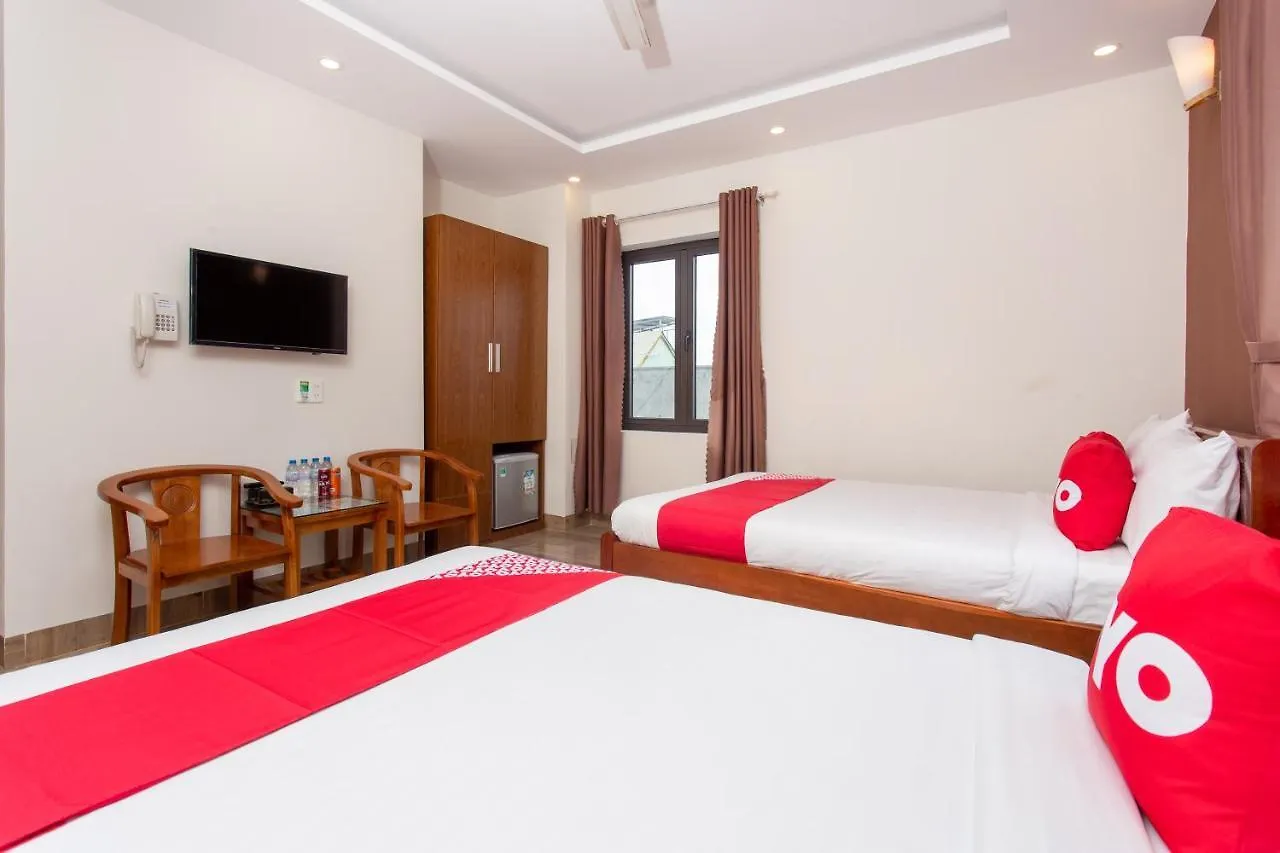 Oyo 1070 Phuoc Ha Hotel Da Nang