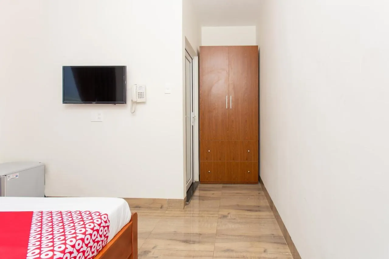 Oyo 1070 Phuoc Ha Hotel Da Nang