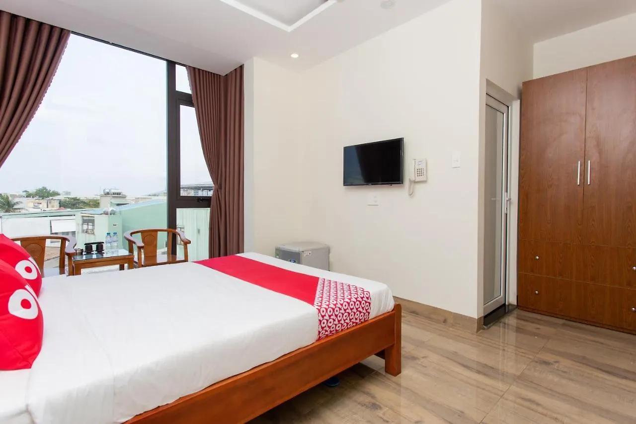 Oyo 1070 Phuoc Ha Hotel Da Nang